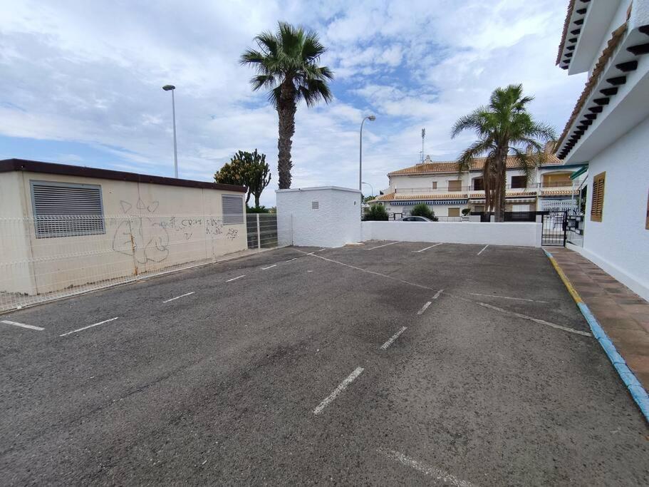 Apartamento Comodo A 300 Metros De La Playa Santa Pola Exterior foto