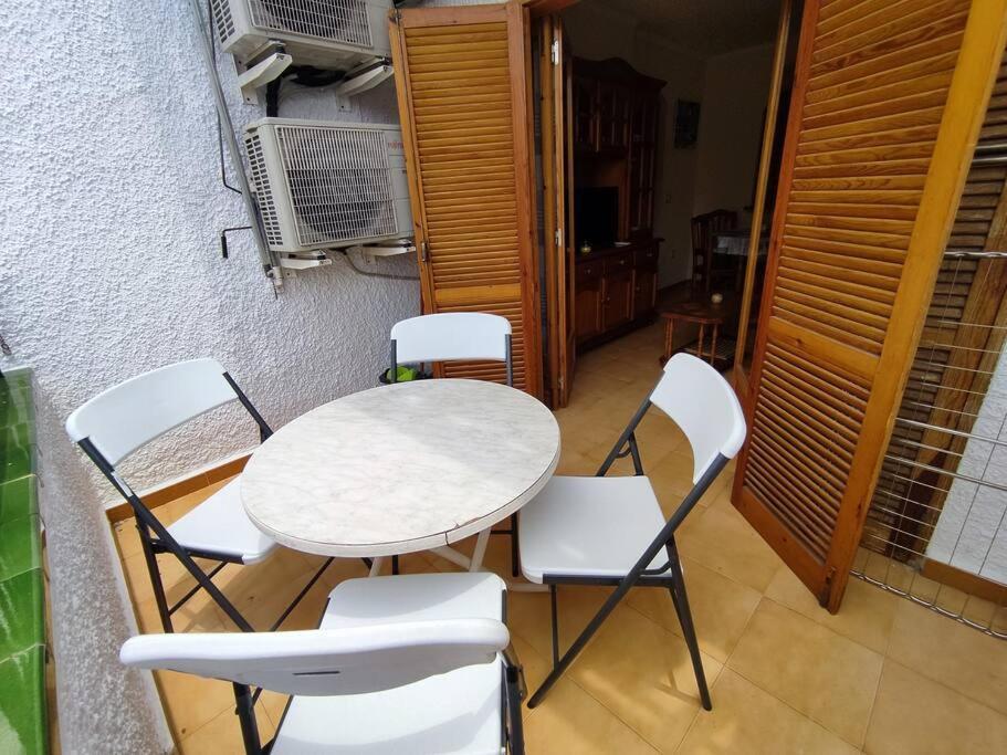 Apartamento Comodo A 300 Metros De La Playa Santa Pola Exterior foto