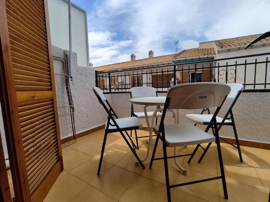 Apartamento Comodo A 300 Metros De La Playa Santa Pola Exterior foto