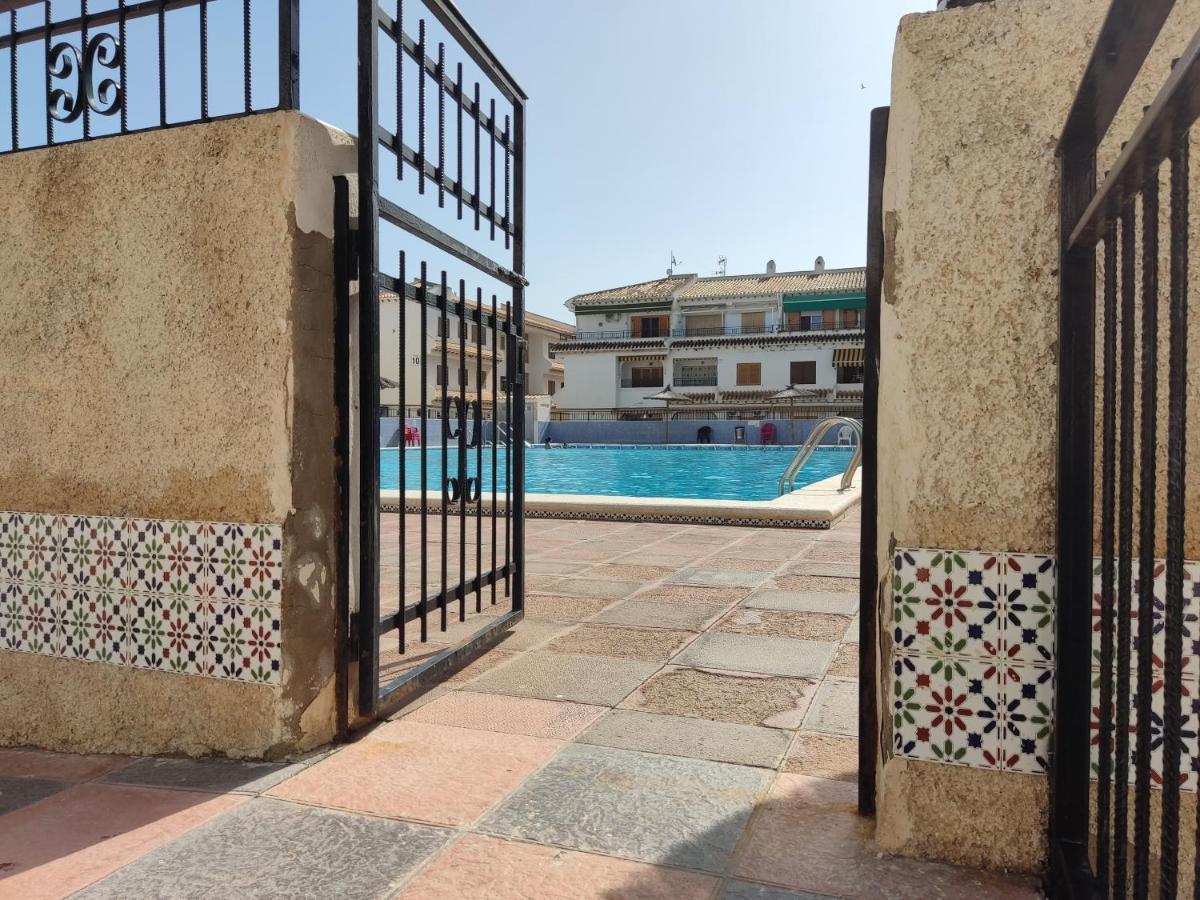 Apartamento Comodo A 300 Metros De La Playa Santa Pola Exterior foto